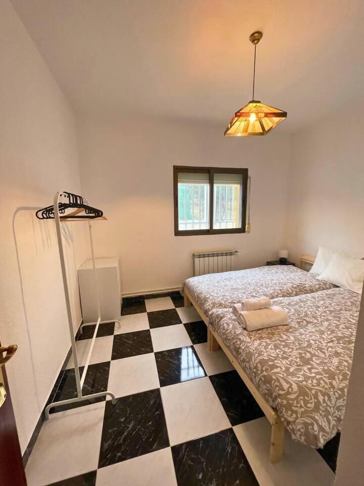 Casa Con Jardin En Ogijares Villa Kültér fotó