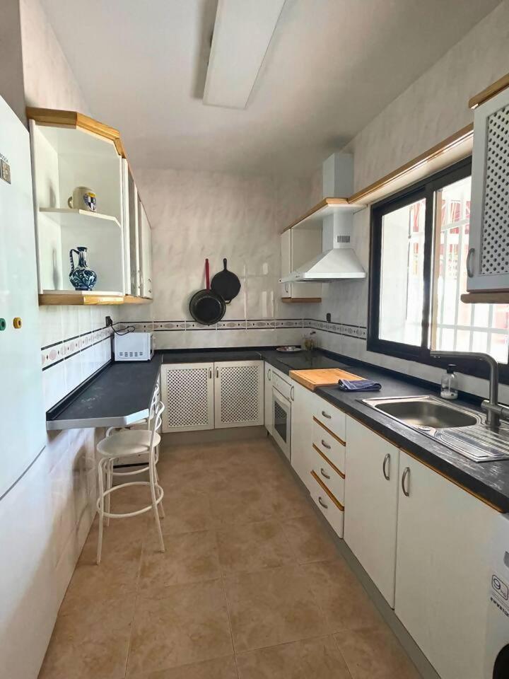 Casa Con Jardin En Ogijares Villa Kültér fotó