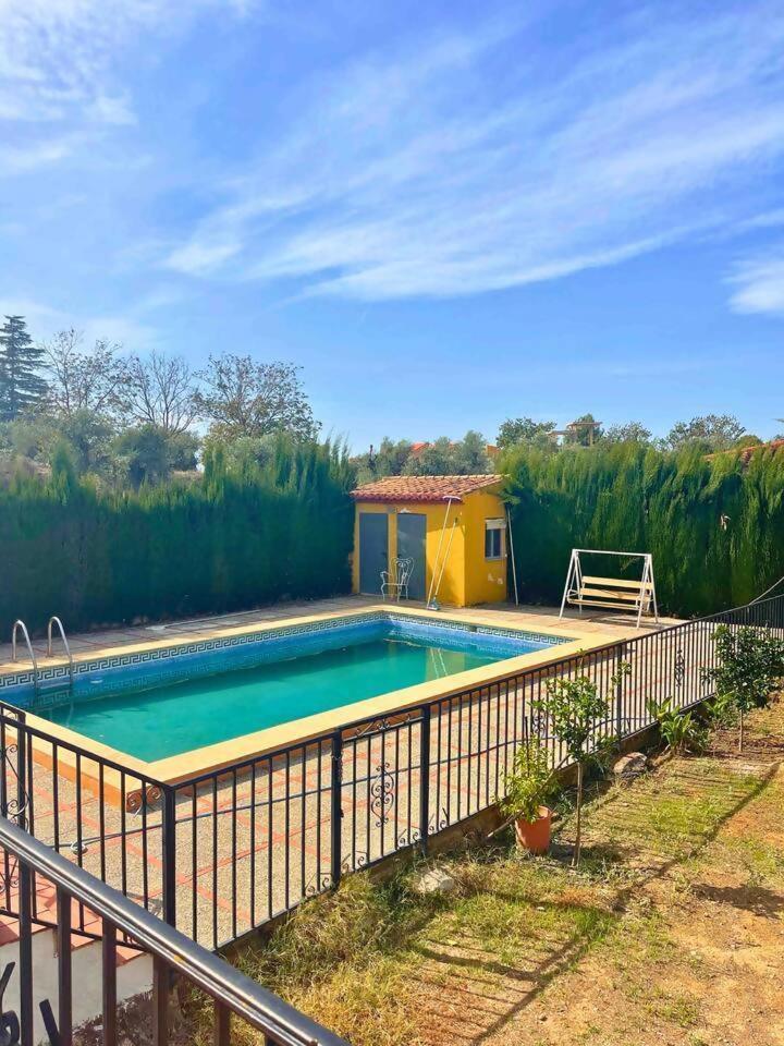 Casa Con Jardin En Ogijares Villa Kültér fotó